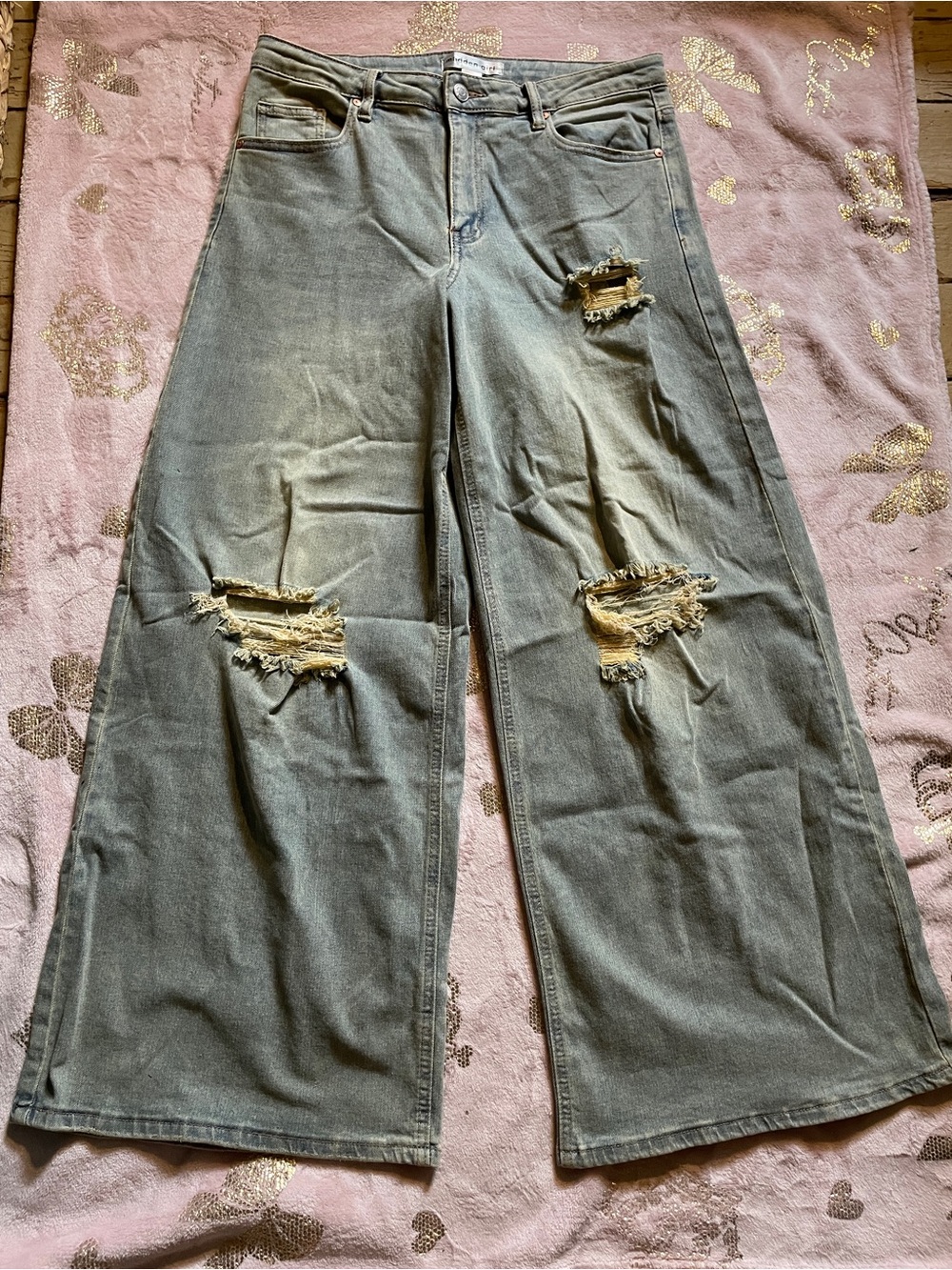 Madden Girl Washed Gray Wide-Leg Distressed Jeans